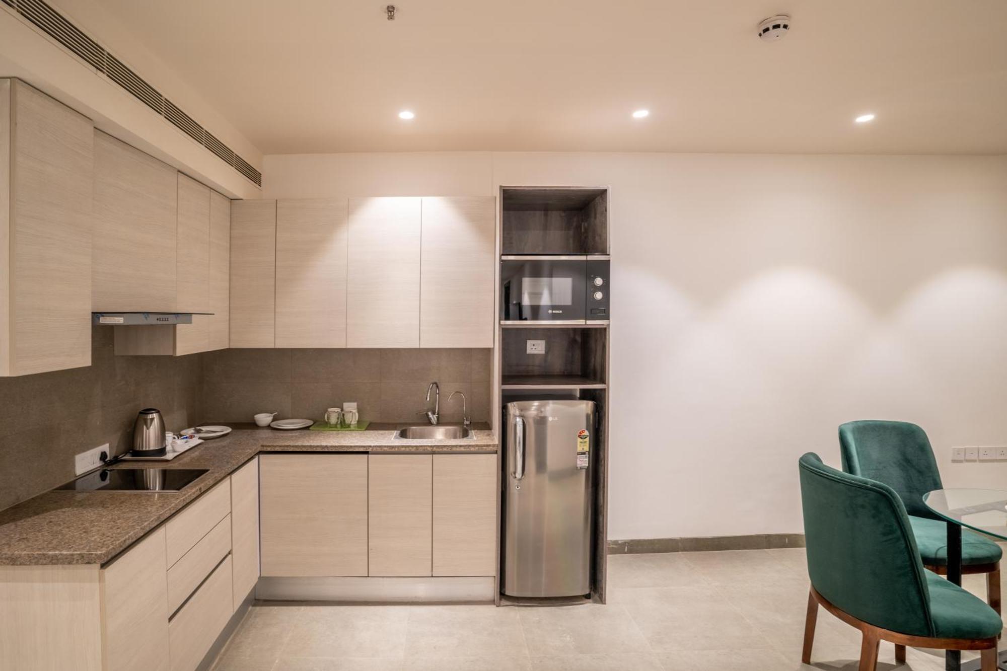 Juesta Residences - Aipl Joy Street, Γκουργκάον Εξωτερικό φωτογραφία